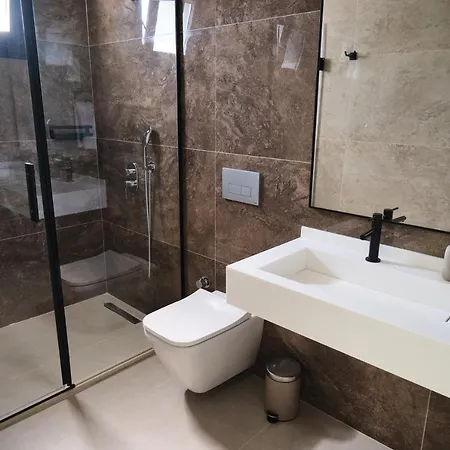 Ashta Nordic * Φετιγιέ